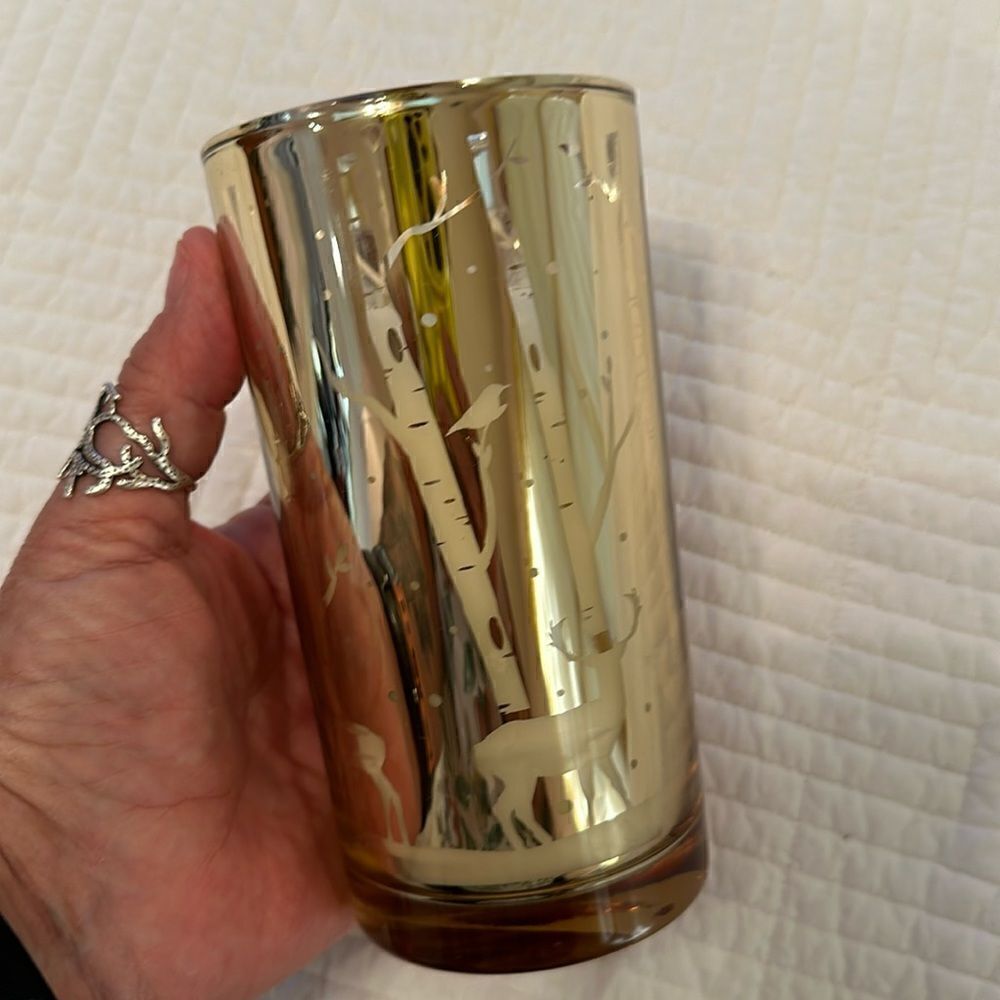 Beautiful Winter Holiday Candle 9.5 oz. Gold Deer in Forest